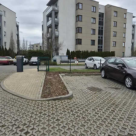 아파트 Blisko Lasu Z Ogrodkiem