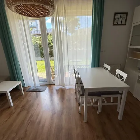 Apartamento Blisko Lasu Z Ogródkiem *